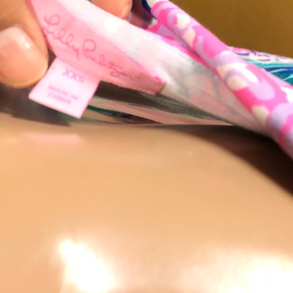 Lilly Pulitzer - Picture 4 of 5